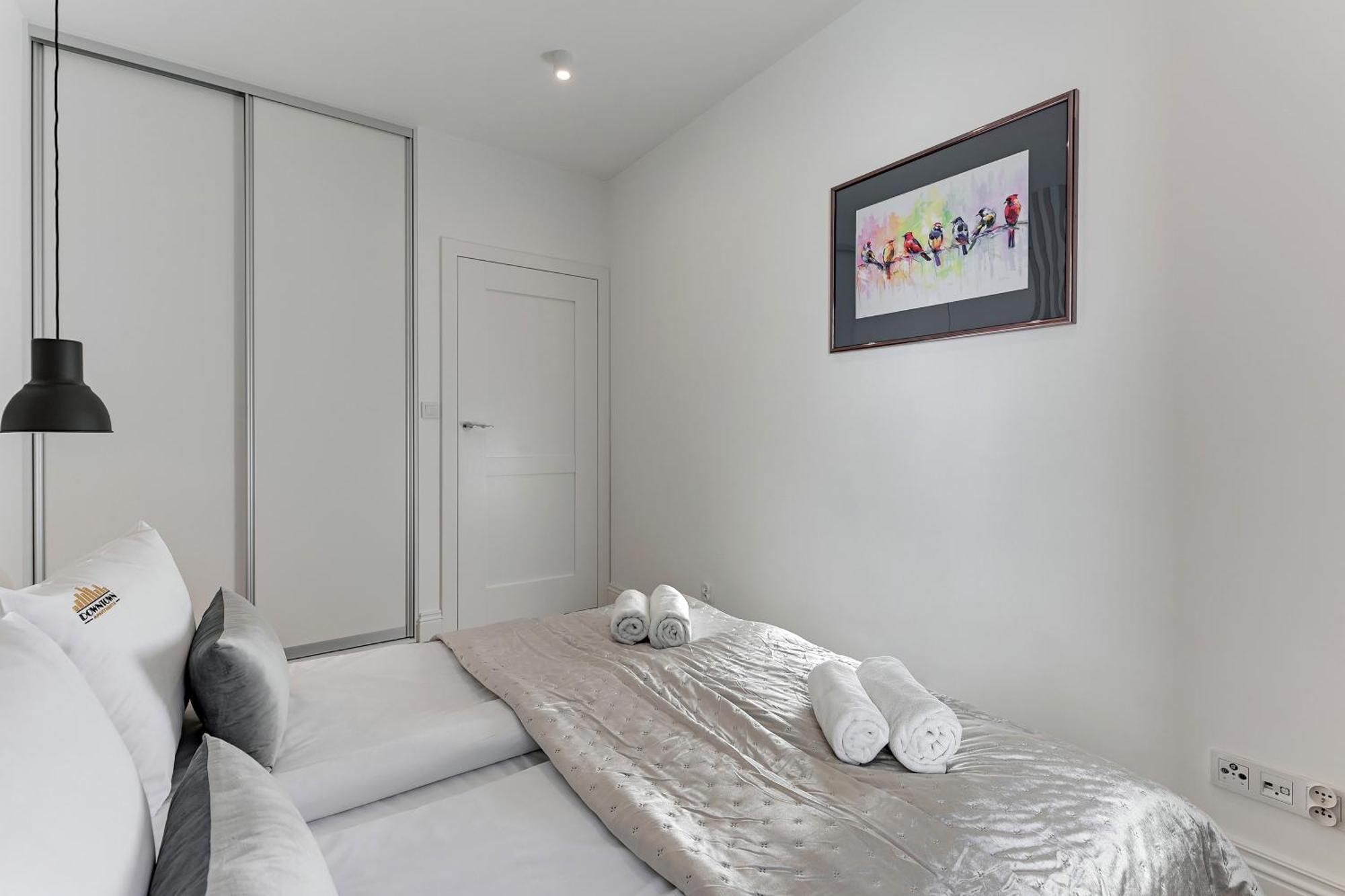 Aura III Apartments & Free Parking By Downtown Apartments 格但斯克 客房 照片